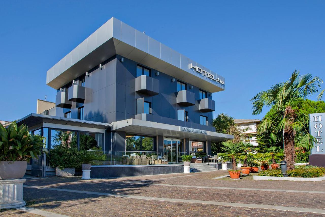 Hotel Garibaldi 3*