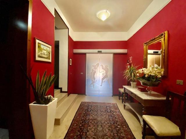 Hotel Garibaldi 3*
