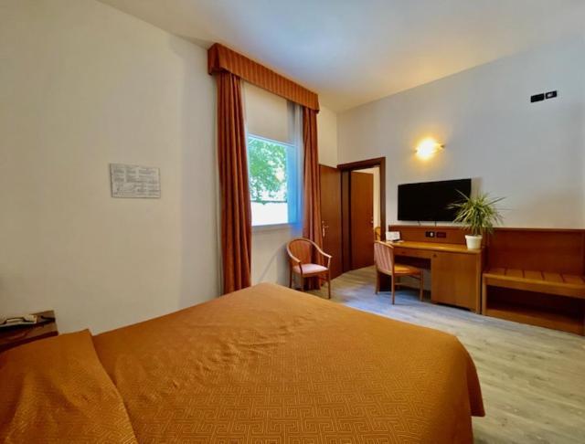 Garibaldi Hotel